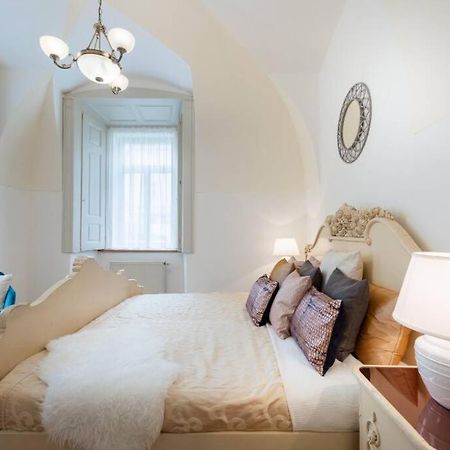 Rose Apartments / Romantic & Cozy / City Center Praga Exterior foto